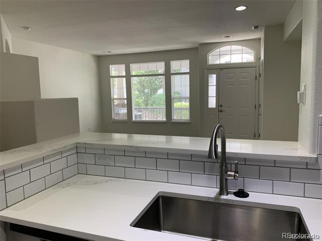 Building Photo - 8419 Stonybridge Cir