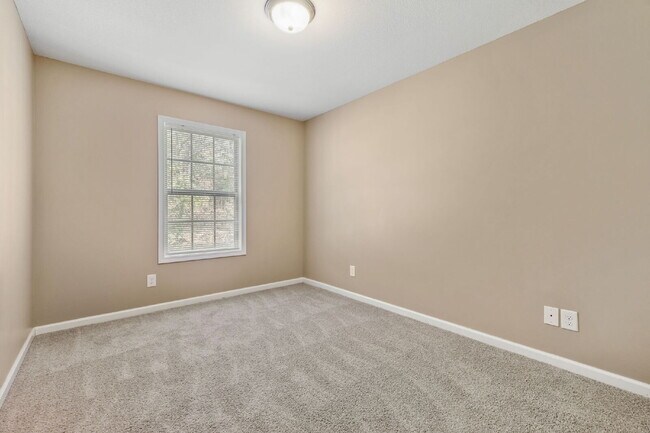 Building Photo - 1723 D THISTLEWOOD DR