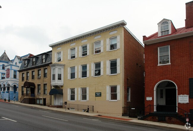 Building Photo - 160 W Washington St
