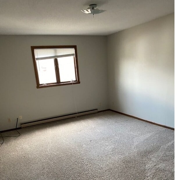 Building Photo - 3 bedroom 2 bathroom Condo Near Downtown Sanford!