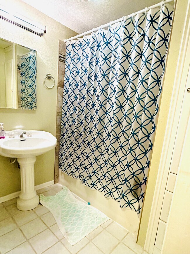 Building Photo - 7890 Candleflower Cir
