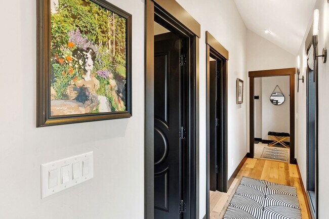 Building Photo - Summer in Downtown, historic Breckenridge! Luxury Home, Walk to Everything!