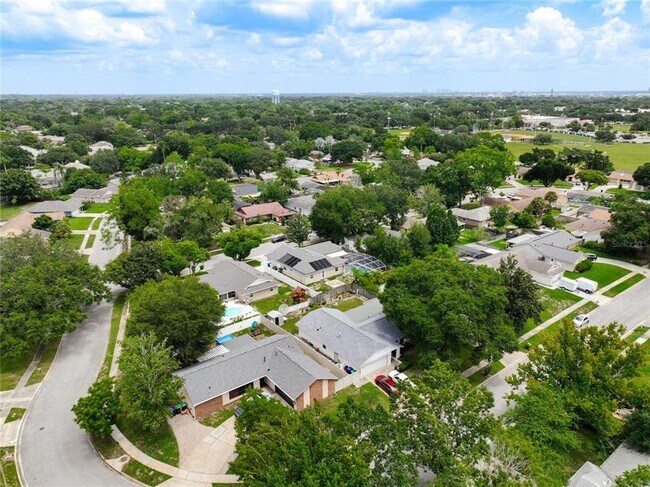 Building Photo - 7308 Wethersfield Dr