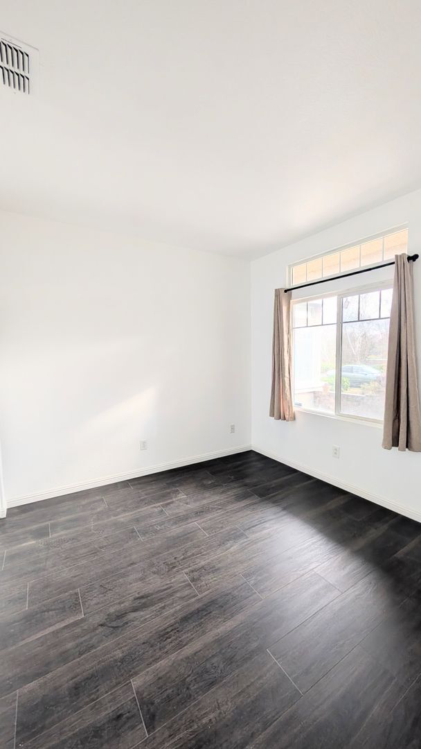 Building Photo - Very cute Single Story Single Family in Elk Grove