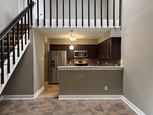 Building Photo - 2611 Grants Lake Blvd