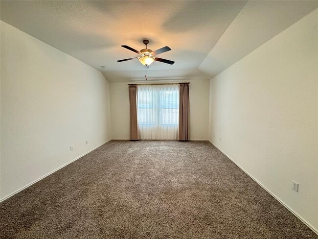 Building Photo - 105 Pearland St