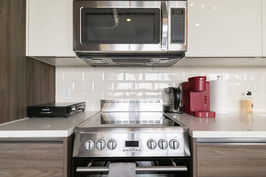 Building Photo - 500 S Ervay St