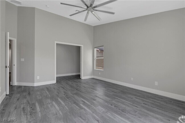 Building Photo - 7379 Majestic Bluff Pl