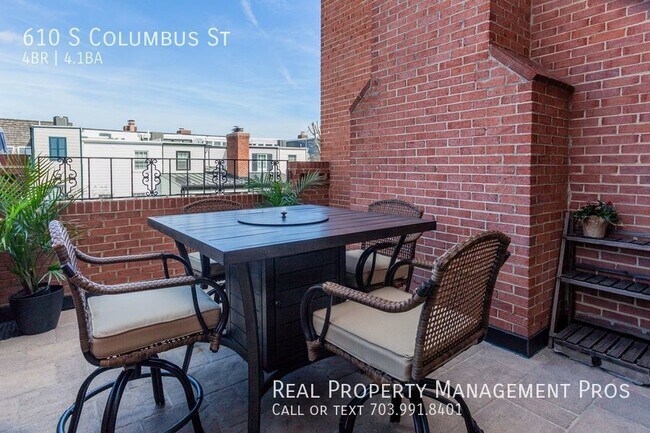 Building Photo - Stunning Corner Townhouse, Old Town Alexan...