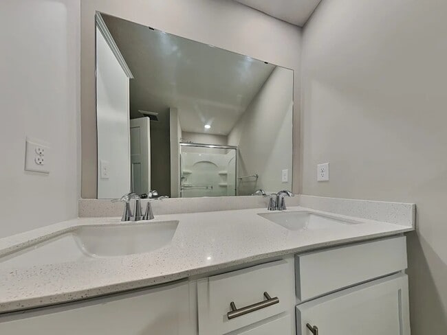 Building Photo - 1263 142nd St E