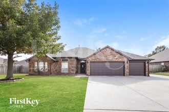 Building Photo - 116 SW 138th St