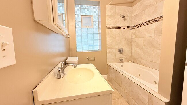 Building Photo - 8017 S Phillips Ave