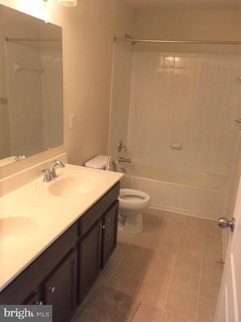 Building Photo - 8708 Sagebrush Ln