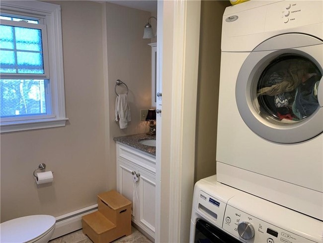 Building Photo - 68 Heritage Dr