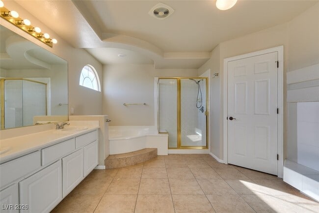 Building Photo - 685 Lynmar Ct