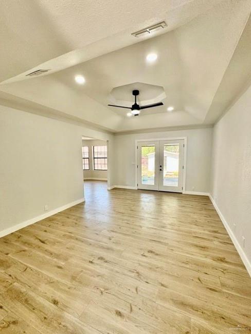 Building Photo - 12 Collins St