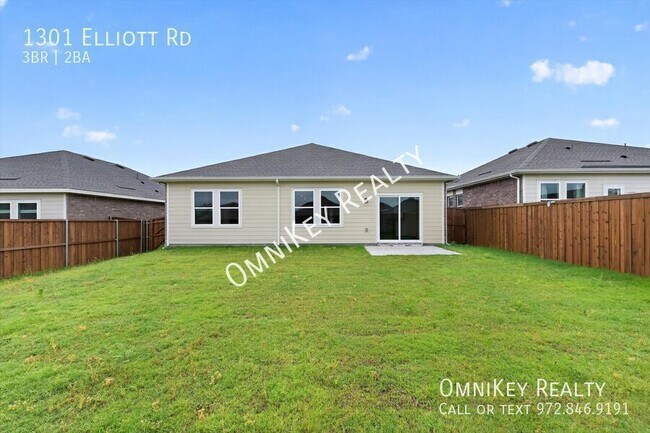 Building Photo - 1301 Elliott Rd