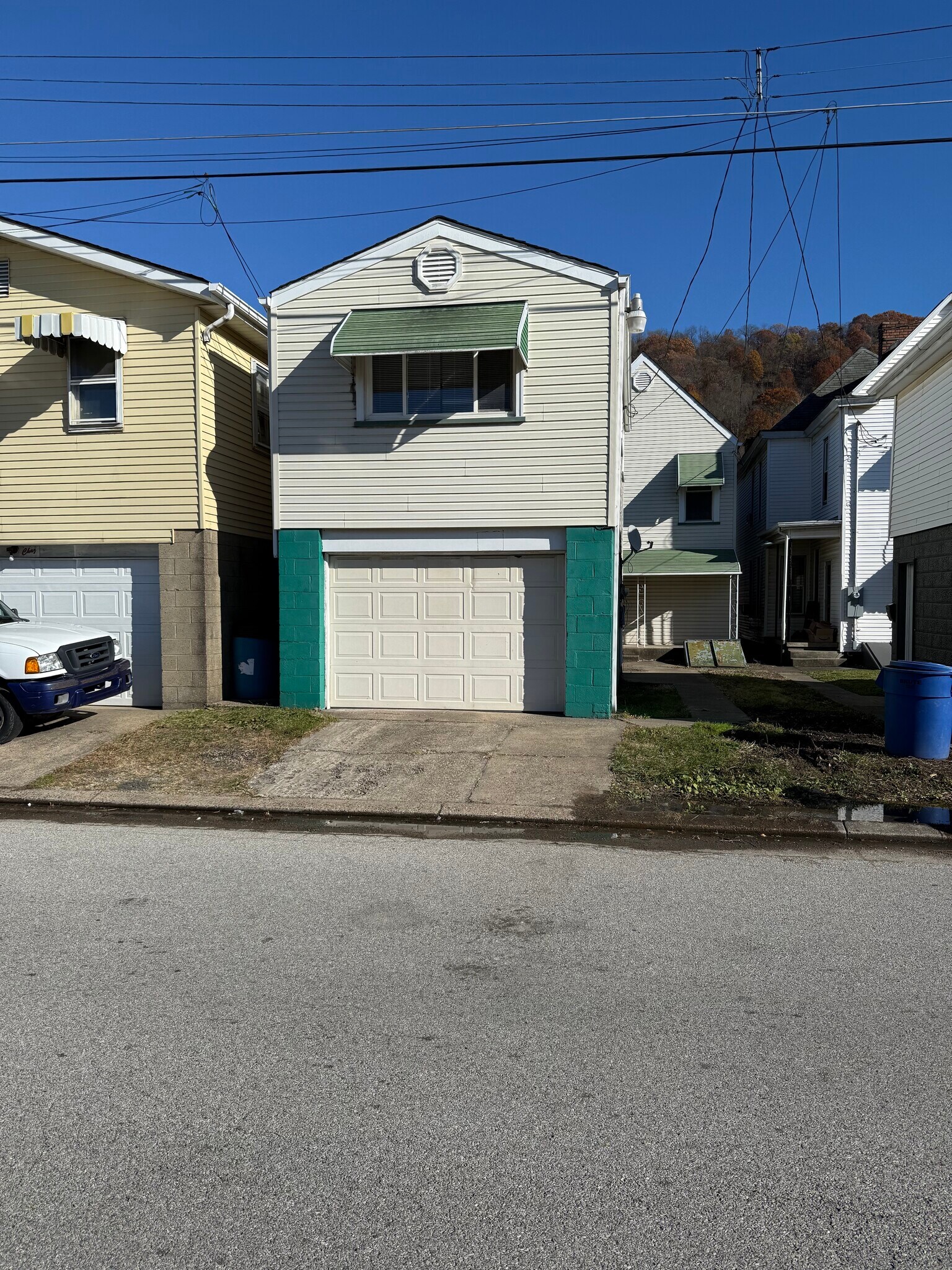 Building Photo - 1109 Garfield St