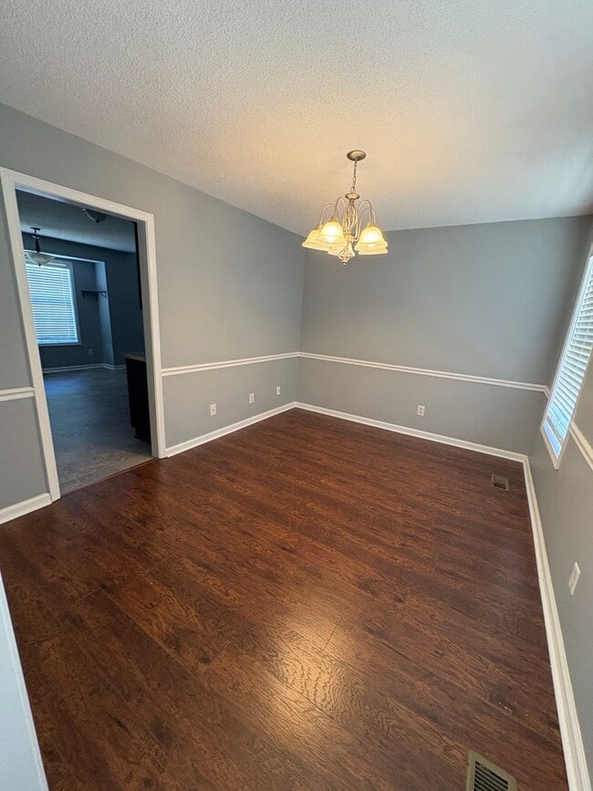 Building Photo - Beautiful 3-BR Colonial with Huge Bonus Room in Summerhaven!