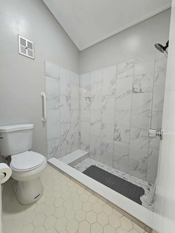 Building Photo - 4604 Dillwyn Dr