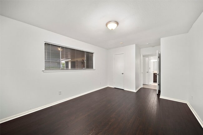 Building Photo - 8407 Stroud Dr