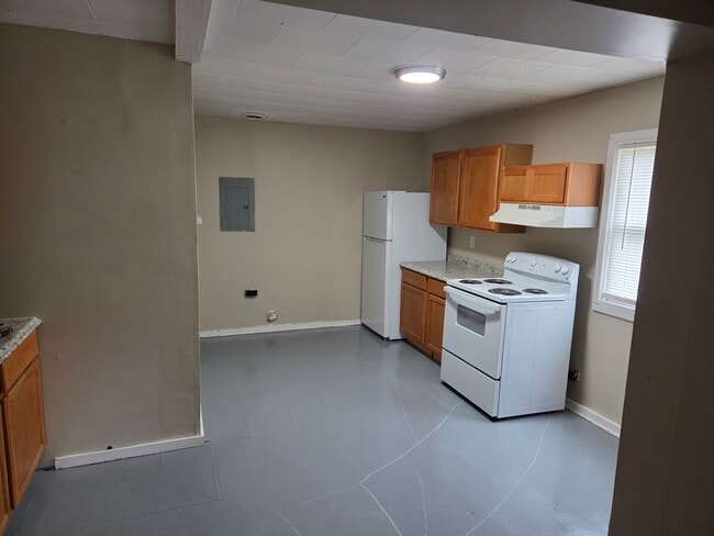 Building Photo - 24 N Dansville St