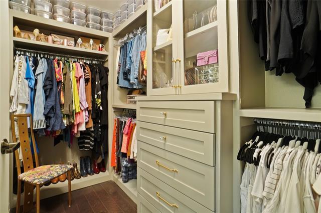 Building Photo - 3225 Turtle Creek Blvd Blvd