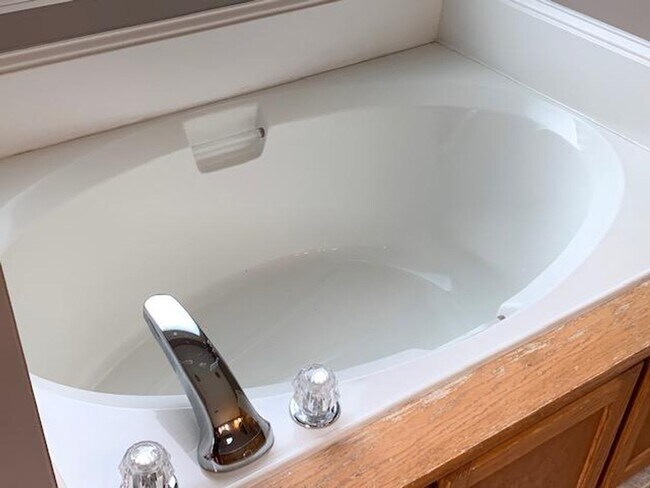 Building Photo - 2324 Buckstone Ct