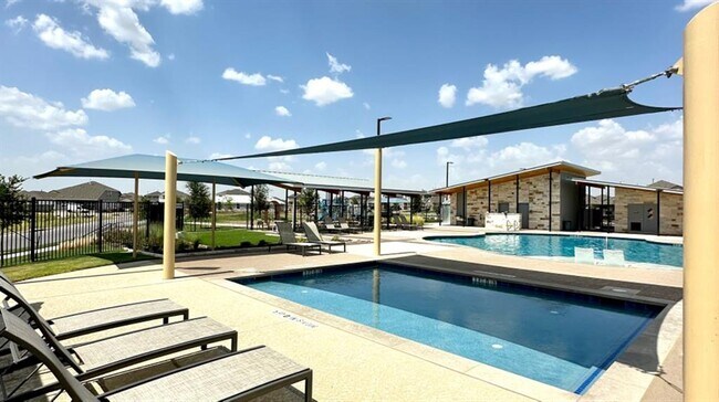 Building Photo - 502 Arnage Dr