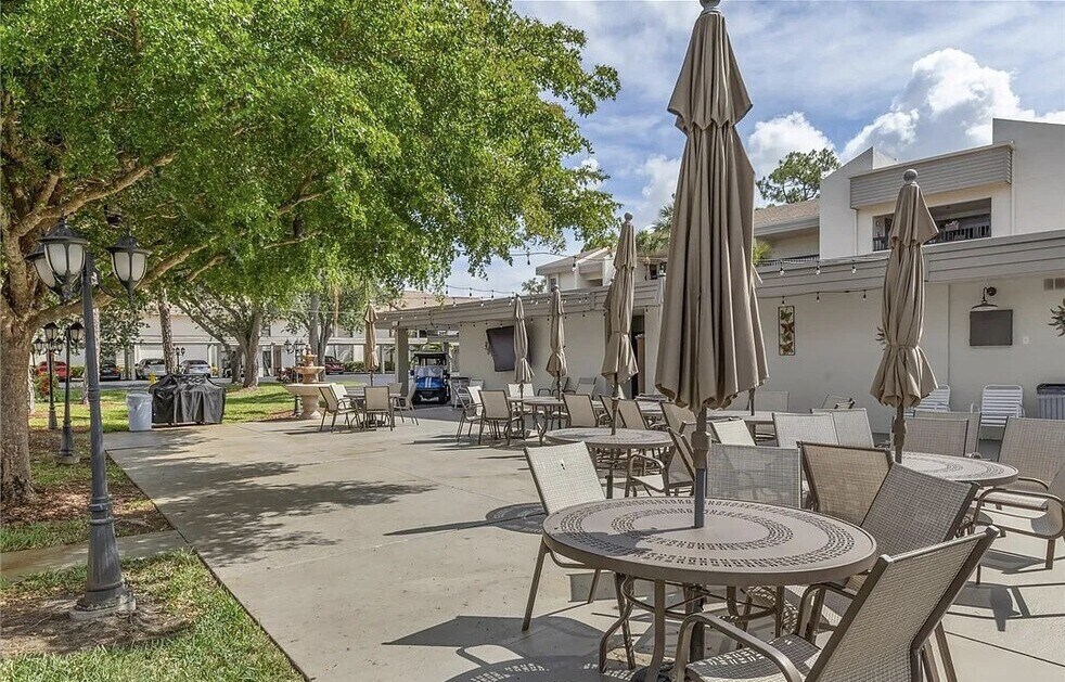 Building Photo - 5625 Trailwinds Dr