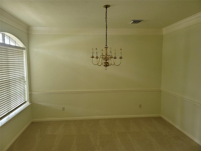 Building Photo - 2423 Waterwood Dr