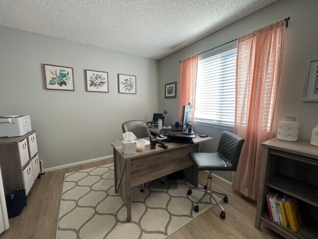 Building Photo - $0 DEPOSIT OPTION. 4 BEDROOM 3 BATHROOM HIGHLANDS RANCH HOUSE NEAR CHATFIELD STATE PARK