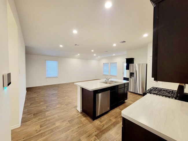 Building Photo - 21522 Violet Rdg Rd