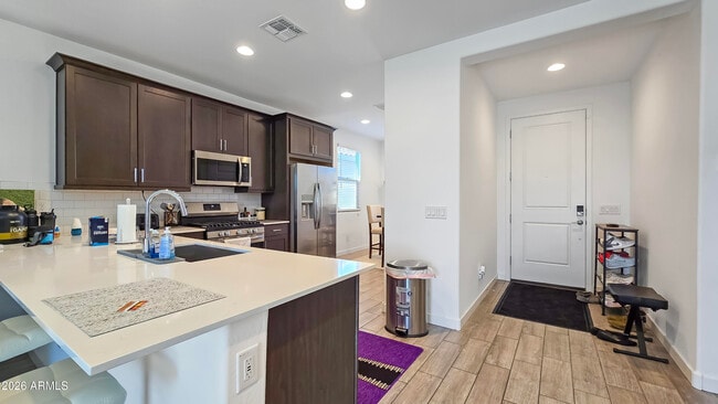 Building Photo - 16839 W Evergreen Rd