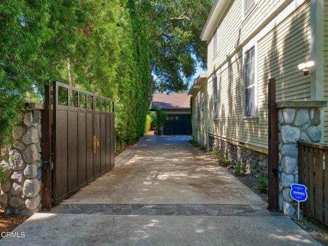 Building Photo - 475 Cypress Ave