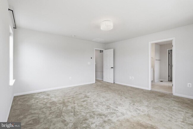 Building Photo - 10302 Spotswood Dr
