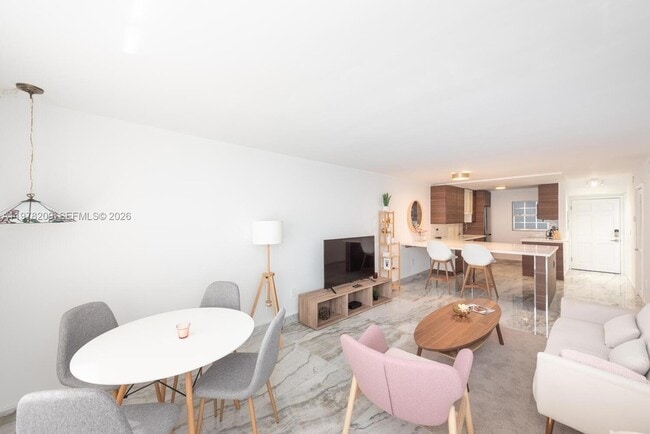 Building Photo - 251 Galen Dr