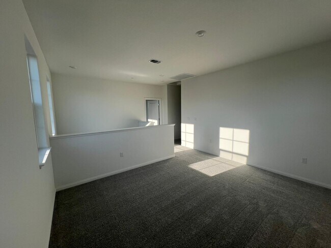 Building Photo - 3137 Barnowl Wy