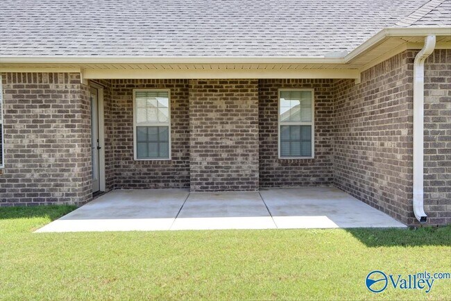 Building Photo - 13451 Callaway Dr