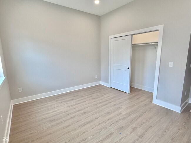 Building Photo - 2239 Carrollton Ave