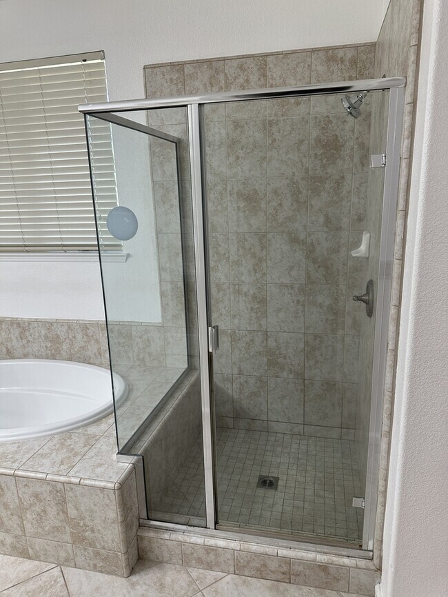 Building Photo - 91 W Recreo Ct