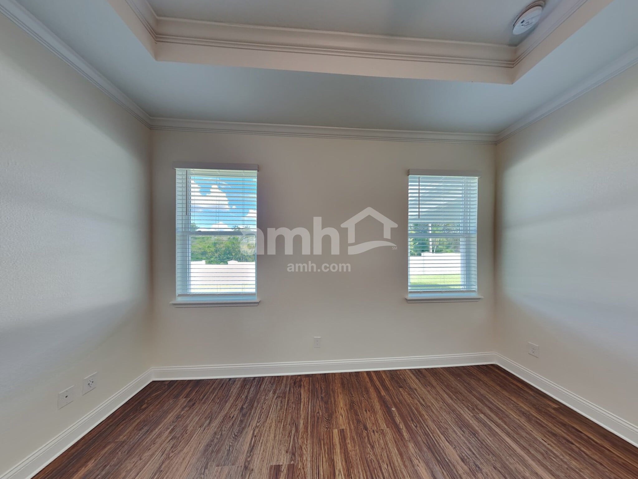 Building Photo - 900 Summer Stone Loop