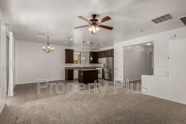 Building Photo - 4211 N 153rd Dr