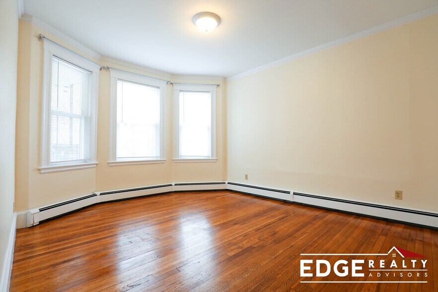 Building Photo - 19 Ransom Rd