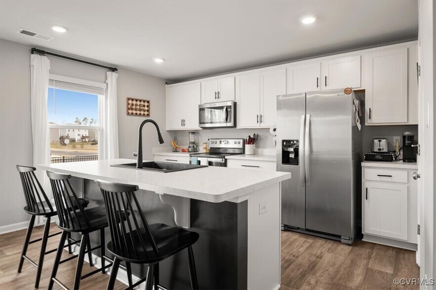 Building Photo - 7809 Faisan Ln