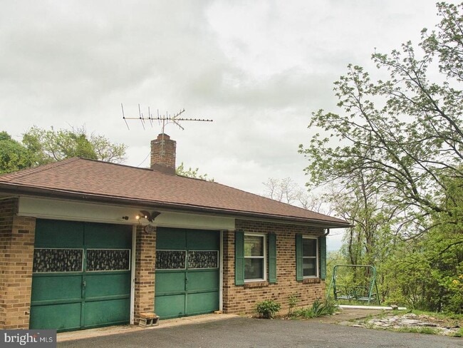 Primary Photo - 7880 Chambers Hill Rd