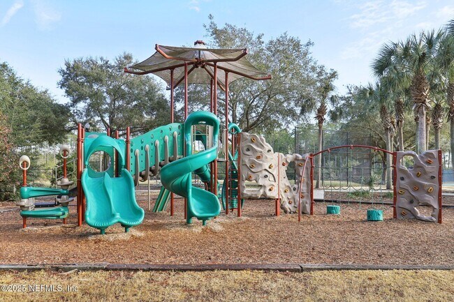 Building Photo - 439 Pelican Pointe Rd