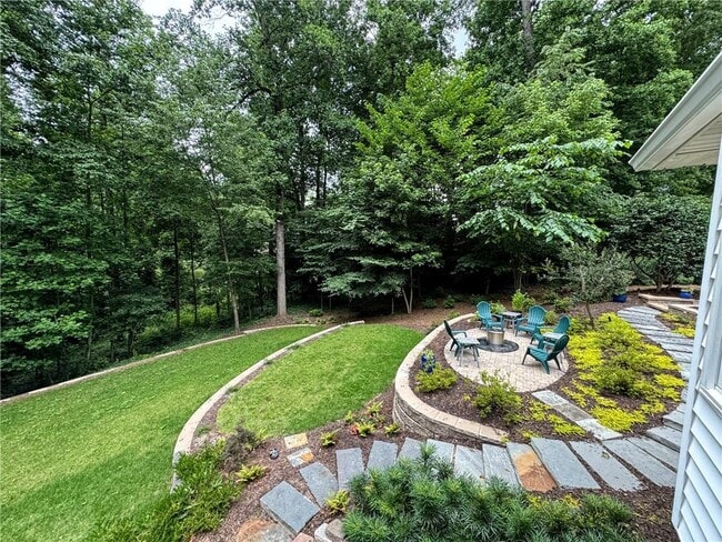 Building Photo - 1620 Stonecliff Dr