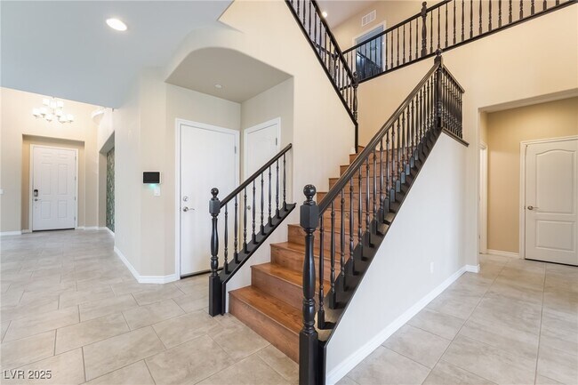 Building Photo - 1088 Via Alloro