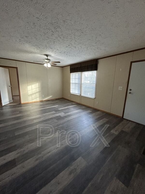 Building Photo - 307 E Adams St